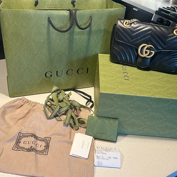 Gucci Black Quilted Leather Shoulder Bag - Picture 1 of 6
